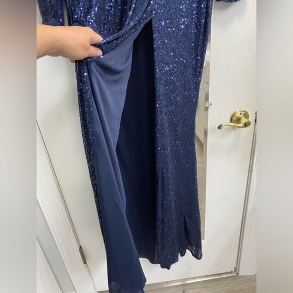 Mac Duggal 26490 Size 14 Midnight Blue Sequined Long Sleeve V-Neck Gown NWT - Picture 5 of 16